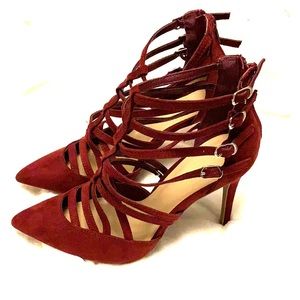 Women’s burgundy heels